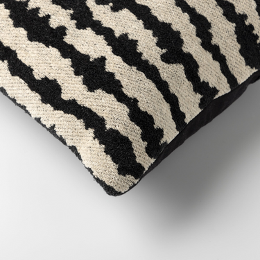 Decorative cushion Nando black/white - 30x50 cm