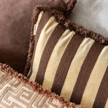 Set di cuscini decorativi Kotabo Caro – Set da 3 cuscini – Chocolate Chic & Bold Beige