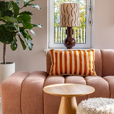 Kotabo decorative cushion with stripes and fringes – 40 x 60 cm – Oatmeal orange