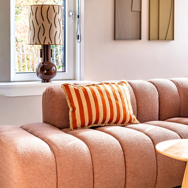 Kotabo decorative cushion with stripes and fringes – 40 x 60 cm – Oatmeal orange