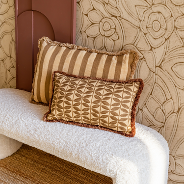 Kotabo decorative cushion with stripes and fringes – 40 x 60 cm – Bold Beige