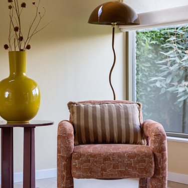 Kotabo Dekokissen mit Streifen und Fransen – 40 x 60 cm – Kräftiges Beige