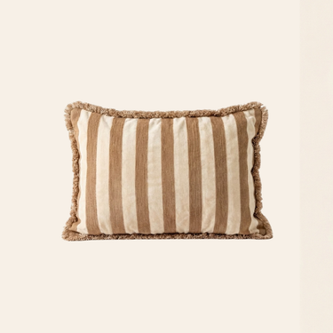 Kotabo decorative cushion with stripes and fringes – 40 x 60 cm – Bold Beige